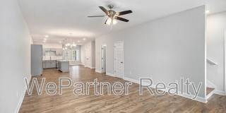 114 Crest Pointe Gallery 1