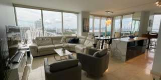 4775 Collins Ave Gallery 18