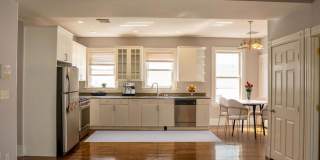 Sunny, massive, Modern. "Socially Inclined" apartment near NEU with modern appliances and plenty of space! Sunny, massive, Modern. "Socially Inclined" apartment near NEU with modern appliances and plenty of space! Gallery 3