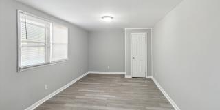 1227 East 38th Street Gallery 3