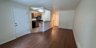 Available now! Studio apartment! Gallery 12