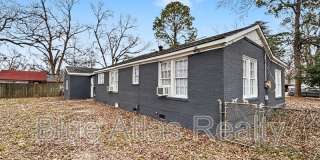 4716 School Street Gallery 18