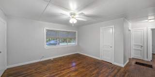 208 East Graham Street - 4 Gallery 1