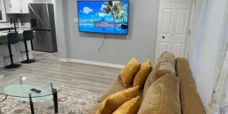 114 GENEVA Avenue Gallery 3