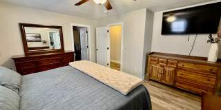 Pet-Friendly 4-BR home in Ivins Gallery 14