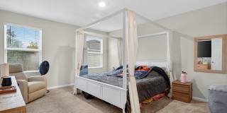 12784 VETERANS Court Gallery 7