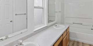 653 Hudson Bay Court Gallery 17