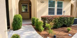 Beautiful 3-Bedroom Condo in Elk Grove Gallery 1