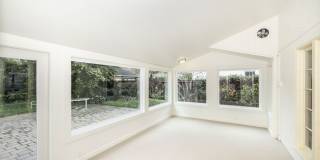 Stately Two Story Home w/ Serene Backyard in Crescent Park Gallery 4