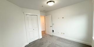 2BR Condo with Private Patio Near Discovery Park – Blue Heron Community Gallery 14