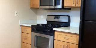 2-Bed, 2-Bath Cottage PENDING Gallery 7