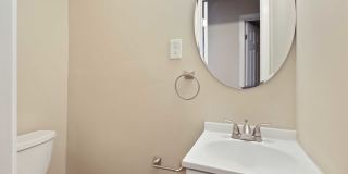 1205 Wilcox St Gallery 10