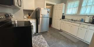 312 South Valentine Street Gallery 8