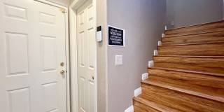 CHARMING FURNISHED 3BD/2BA CONDO W/ 2-CAR GARAGE! NEW FLOORING! Gallery 21