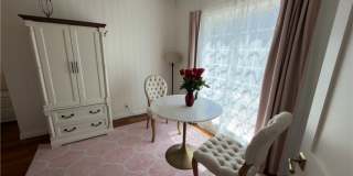 327 Aster Gallery 21