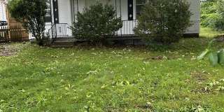 Freshly Renovated 1-Bedroom Gem with Fenced Yard in a Prime Central Location Freshly Renovated 1-Bedroom Gem with Fenced Yard in a Prime Central Location Gallery 1