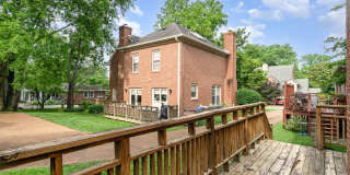 Newly Renovated 2-Bedroom Townhome in the Heart of Green Hills Gallery 16