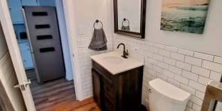 1540 West 17th Street Gallery 15