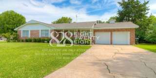 COMING JULY 2026! Prelease Now! Beautiful 4 bed/2.5 bath Single Family Home on a Corner Lot in Norman, Close to Campus Gallery 1