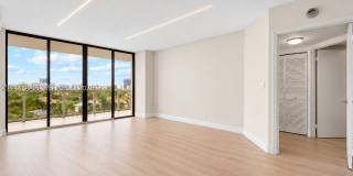 3598 Yacht Club Dr Gallery 1