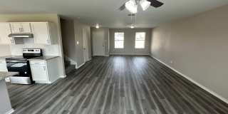 *COMING SOON* Desirable Location In Cibolo! Spacious Home with Loft & Fenced Backyard! Gallery 9