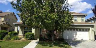 Gated Community Stunner Ready to be Called Home Gallery 8