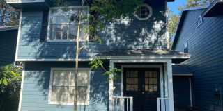 Spacious 3 Bedroom's, 2.5 bath condo in Lakeview Village. Gallery 1