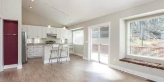 Modern Asheville Rental Gallery 3
