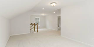 Beautiful 3 Bedroom 2.5 Bathroom Home in Windsor Crossing with Loft Gallery 12