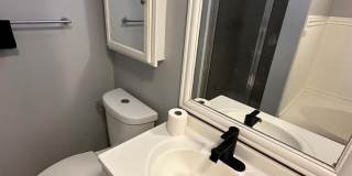 9708 LAKE POINTE Court Gallery 21