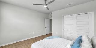 RISE Sereno Gallery 76