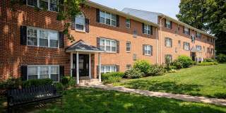 Willowbrook Gallery 31