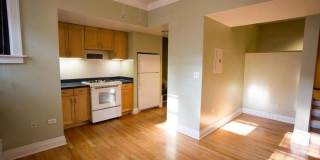 5535 S Kimbark Gallery 1