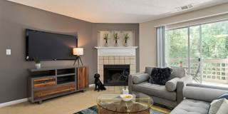 University Ridge Apartments Gallery 8