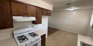 Cozy SE Visalia Home with Central Heating & Air Rent Ready! Gallery 16