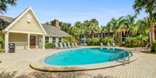 Signal Pointe Gallery 16