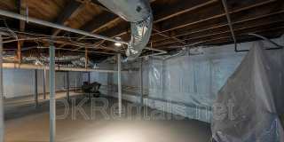 2874 Blount Street Gallery 27