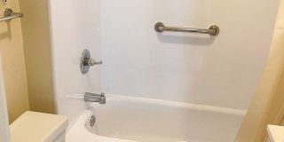 Upper Level 2 Bedroom, 1 Bathroom Duplex Gallery 11