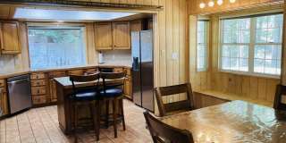 Spectacular Mountain Family Home Gallery 16