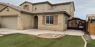 1123 Desertview Ave Gallery 1