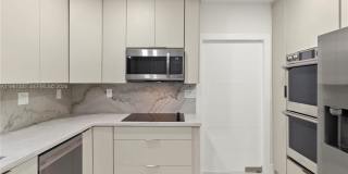 1261 Northeast 98th Street Gallery 38