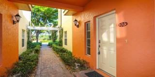 Beautiful Estero Condo Gallery 45