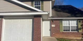 4 bedroom, 2 Bathroom Duplex Gallery 1