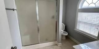 Room in 2 Bedroom Home at Autumn Mist Dr Gallery 1