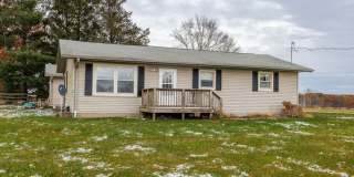 3 bed, 1 bath rural home on Bloomington's westside Gallery 1