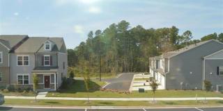 Room in 3 Bedroom Townhome at Talley St Gallery 13