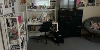 PRELEASE: Spacious 6+ bdrm/2 bath in York Neighborhood Gallery 17