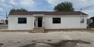 600 E 10th Gallery 1