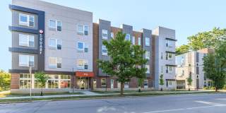 3 Square Apartments Gallery 6