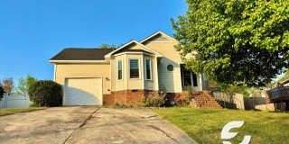 Adorable 3 Bedroom 2 Bathroom House Ready for Move In Gallery 1